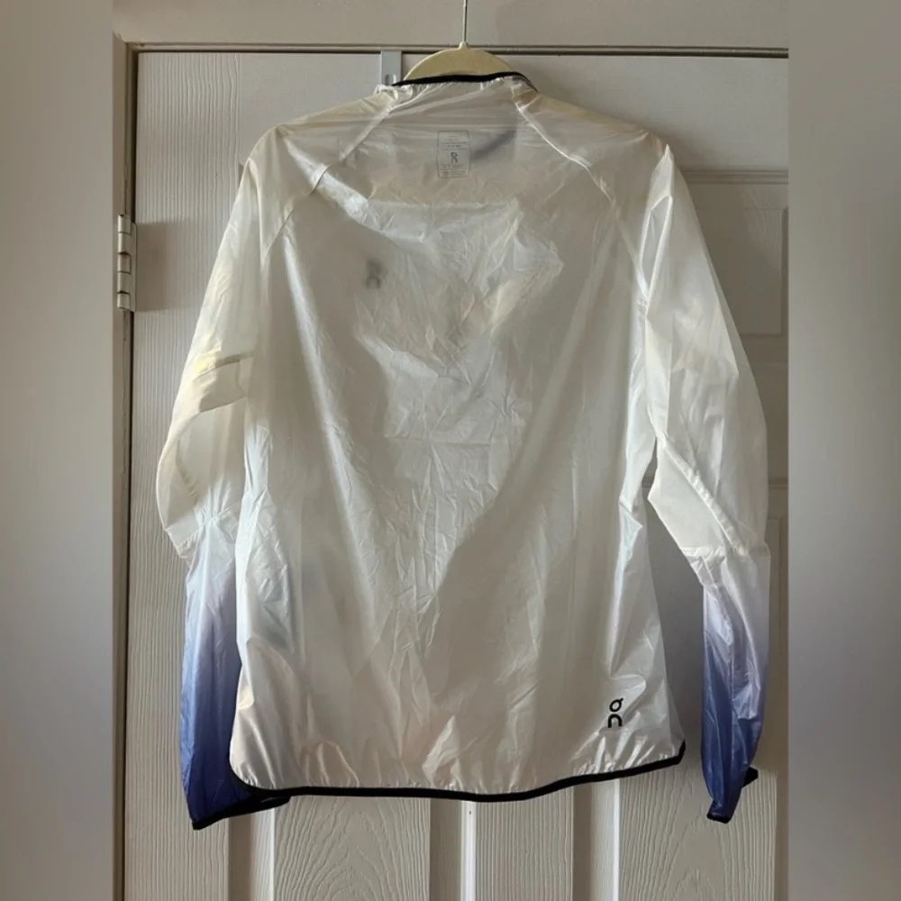 On Running Zero Jacket - windproof water resistant running/hiking jacket Small - Picture 4 of 10